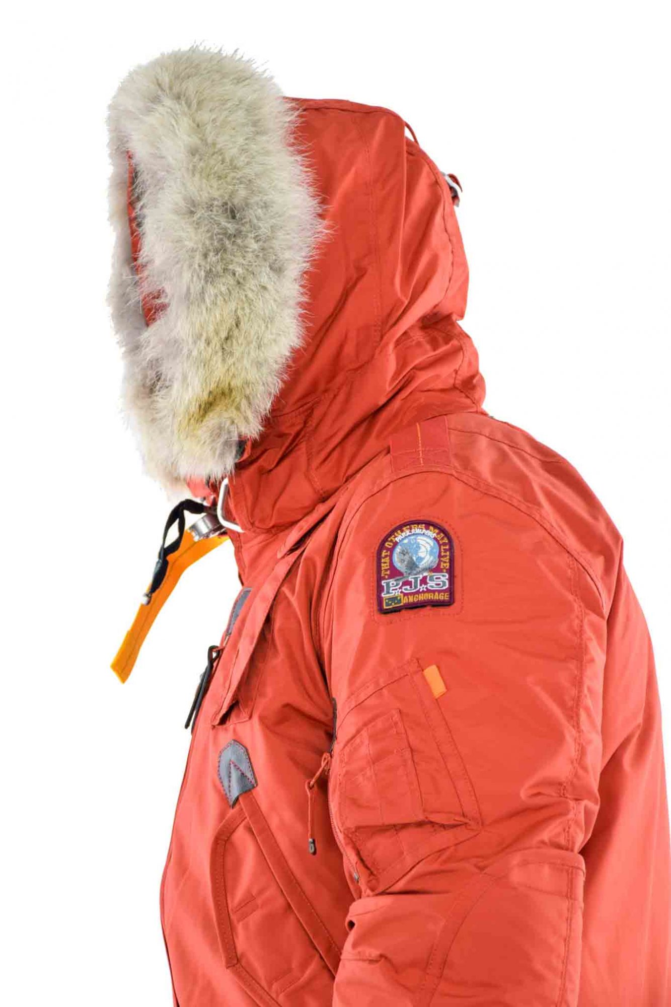 parajumpers vs canada goose