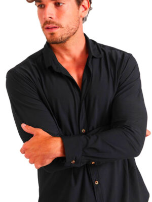 Alain Baiablu black shirt