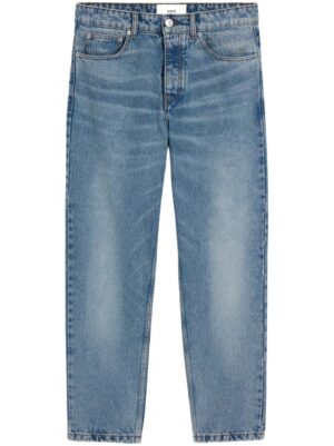 tapered fit jeans