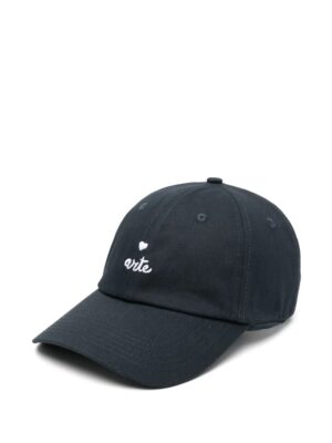casquette à logo cœur brodé