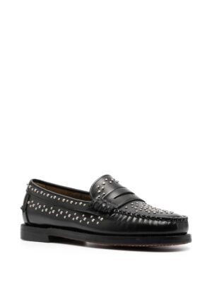 mocassins en cuir à détails de clous