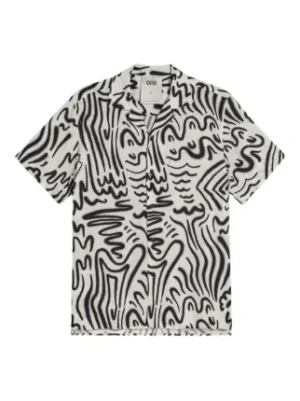 short-sleeve shirt