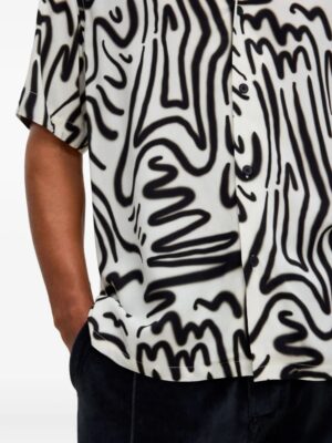 short-sleeve shirt