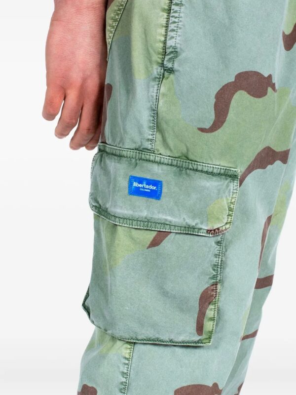 Mount camouflage-print cargo trousers – Image 5