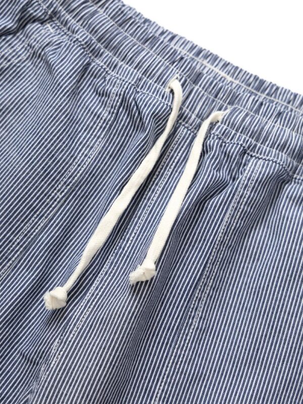 Pantalon de chef à rayures et logo – Image 3