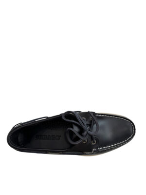 chaussures bateau en cuir à lacets