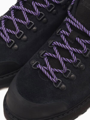 Cornaro Black