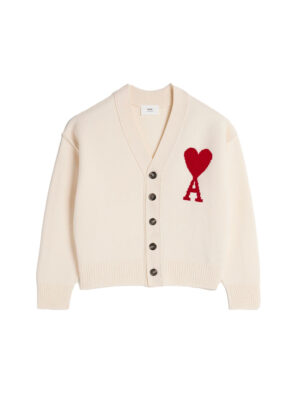 Cardigan en laine mérinos feutrée.