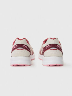 JOG 100S sneakers with mesh inserts