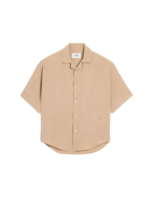 Chemise manches courtes en viscose unie.