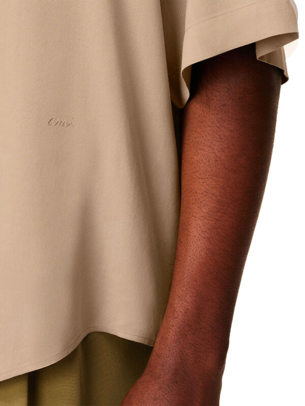 Chemise manches courtes en viscose unie. – Image 6