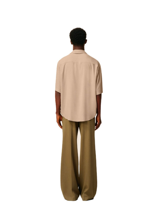 Chemise manches courtes en viscose unie. – Image 4
