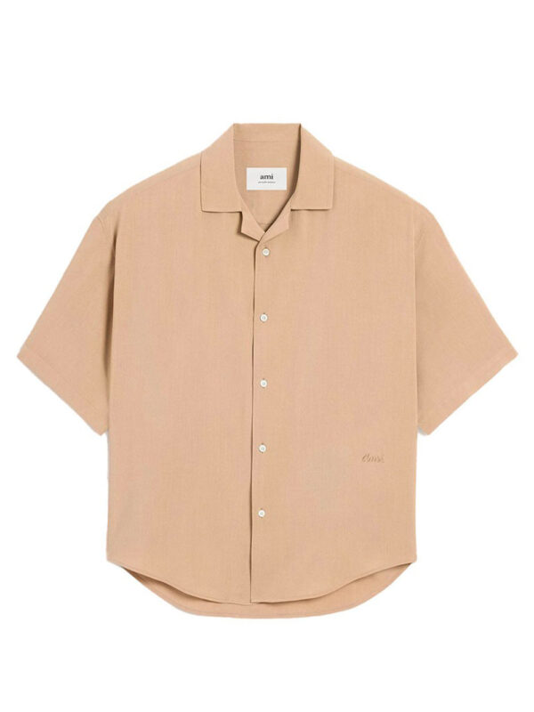 Short-sleeved shirt in plain viscose.