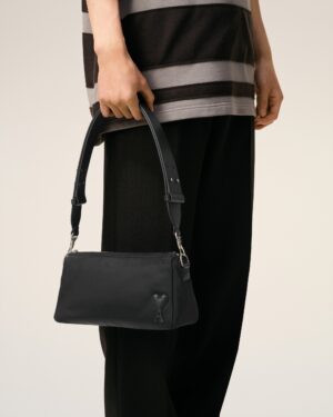 Sac Marcel en toile de nylon ouatinée.