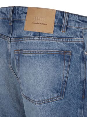 tapered fit jeans