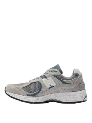 2002R sneakers