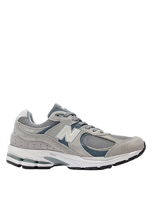 2002R sneakers