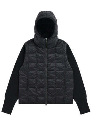 Hooded zip-up jacket