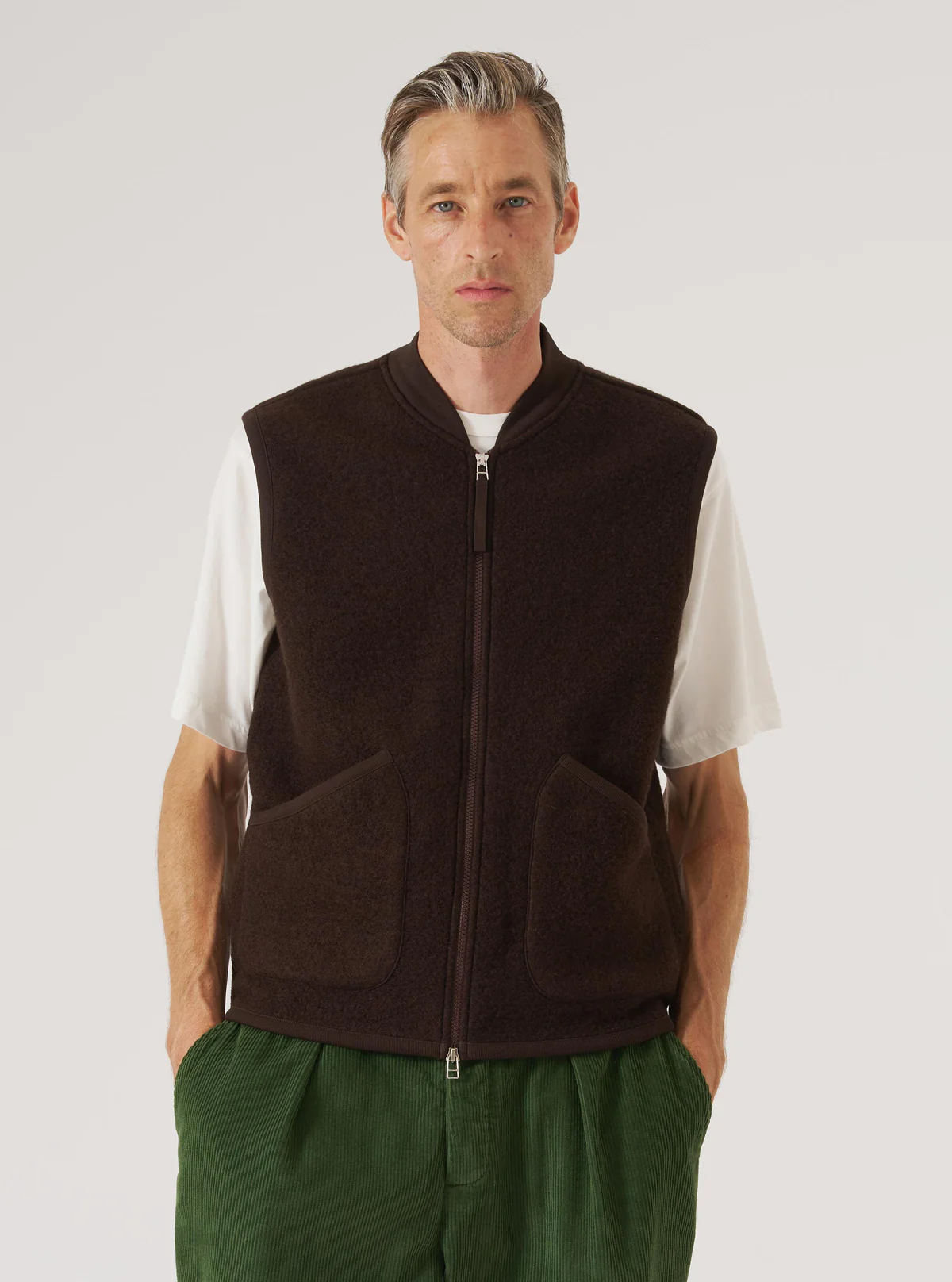 sleeveless zip-up jacket - Image 5