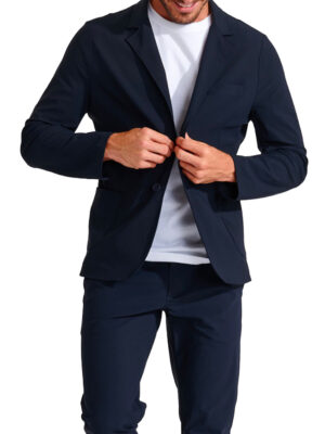 blazer à trois boutons et revers crantés