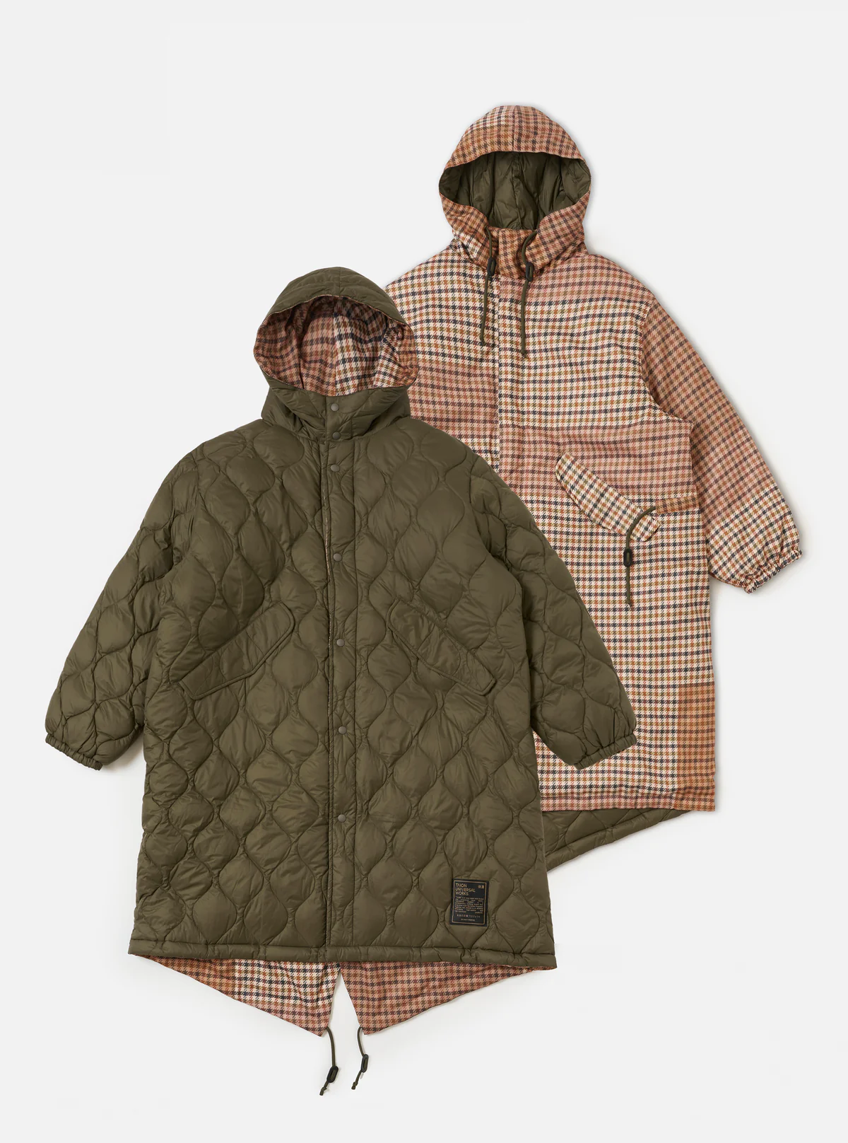 Parka réversible TAION x Universal Works, couleur olive foncé, style militaire – Image 3