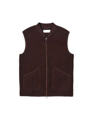 sleeveless zip-up jacket