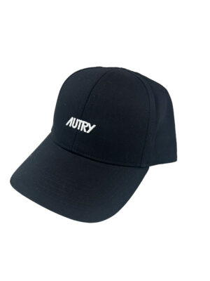 casquette à logo brodé