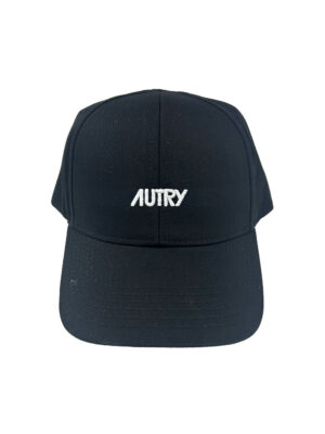 casquette à logo brodé